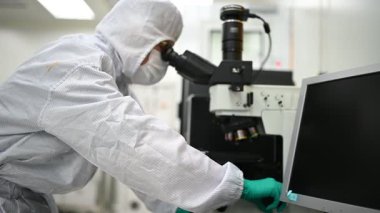 Laboratuvar, Araştırma Deneyi Mikroskop, Laboratuar Çalışmaları ve Örnekleme, Bilimsel Araştırma Süreci Bilimadamı.