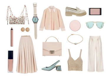 Güzel kadın kıyafetleri beyaz üzerine izole edilmiş. Kadın kıyafetleri koleksiyonu, pastel renkli kıyafetler. Pembe, bej rengi elbise..