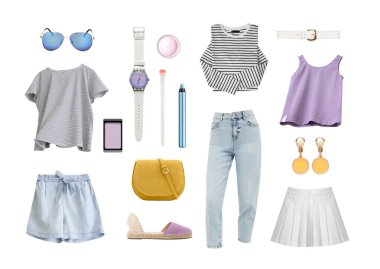 Yazlık kadın kıyafetleri beyaz üzerine izole edilmiş. Moda kadın kıyafetleri koleksiyonu. Bayan giyim kolajı. Güzel kıyafet..