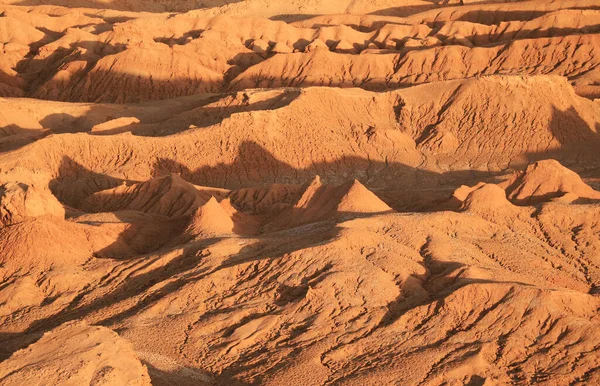 Valle de la Luna ya da Kuzey Şili 'nin Atacama Çölü' ndeki Ay Vadisi, dünyanın en kurak kutup dışı çölü.
