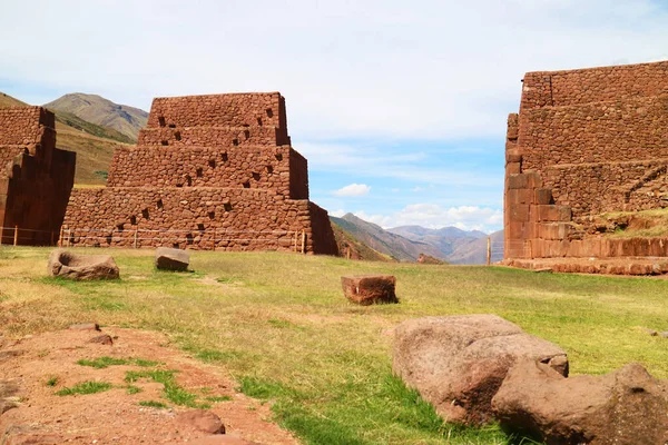Portada Rumicolca Incredible Ancient Gates Aquadults Pre Inca Civilization Cusco — стоковое фото