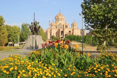 Aydınlatıcı Katedral Aziz Gregory ve Ermeni Askeri Komutanı Andranik Erivan, Ermenistan 'da
