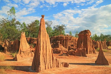Ta Phraya Ulusal Parkı, Sa Kaeo Eyaleti, Doğu Tayland 'da Lalu adlı Tayland Kanyonu' nu sersemletiyor.