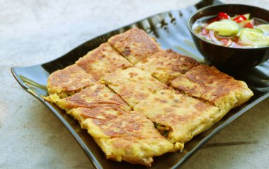 Tayland 'da Roti Mataba olarak bilinen Murtabak, Lezzetli Kızarmış Krep