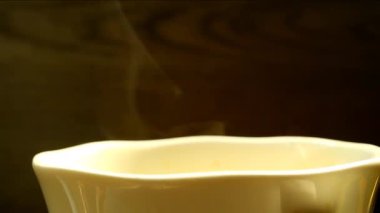 Tahta Masada Buharlı Sıcak İçecek Çekimi