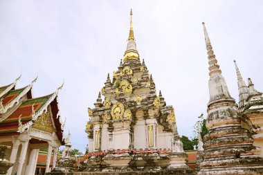 Wat Phra Borommada 'dan Antik Mahayana Budist Tarzı Pagoda Chaiya' nın Si Wichai İmparatorluğu 'nda yaptığı Surat Thani, Güney Tayland