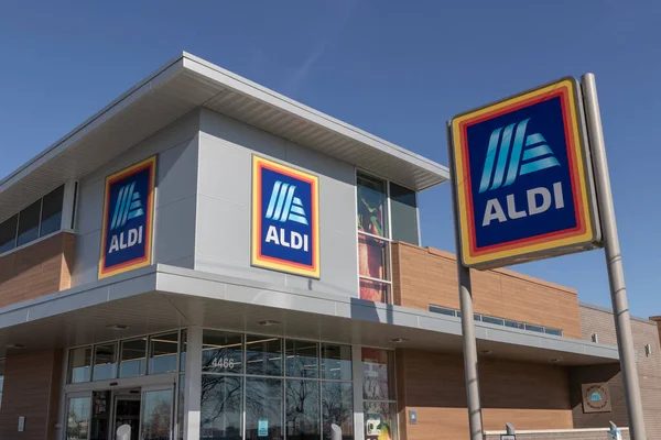 Wayne Circa November 2022 Aldi Discount Supermarkt Aldi Verkoopt Een — Stockfoto