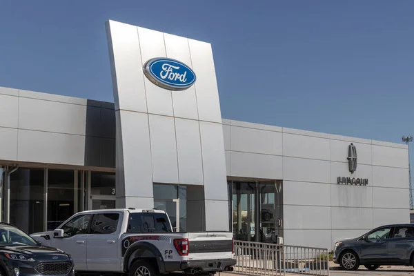 Wayne Circa November 2022 Dealer Ford Car Suv Dan Pickup — Stok Foto