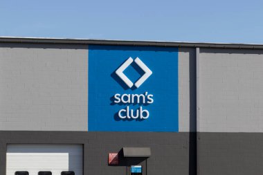 Lafayette - Kasım 2022: Sam 'in Kulüp Deposu. Sam 's Club sadece Walmart' ın sahip olduğu bir üyelik zinciri..