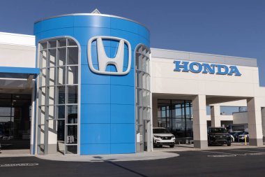 Indianapolis - Aralık 2022: Honda araba ve SUV bayiliği. Honda 'nın otomotiv kalitesi konusunda çok ünlü bir ünü var..