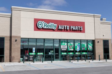 Avon - Nisan 2023: O 'Reilly Oto Parça Mağazası. O 'Reilly otomotiv parçalarının perakendecisi ve dağıtıcısı..