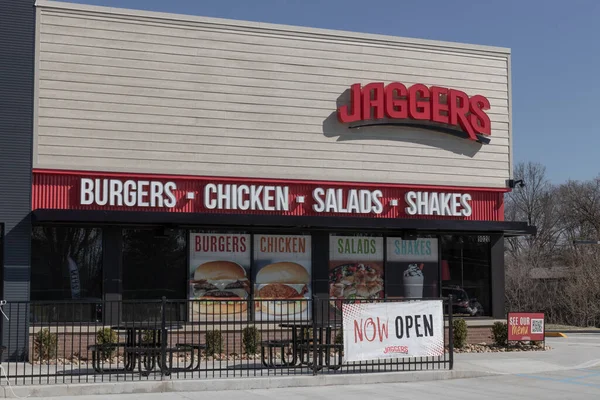 Indianapolis Circa April 2023 Jaggers Fast Casual Drive Restaurant Jaggers — Stock Photo, Image