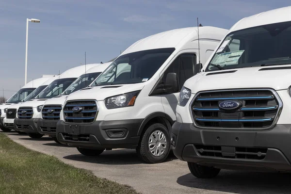 Lafayette Nagyjából 2023 Április Ford Transit Cargo Van Kijelző Egy — Stock Fotó