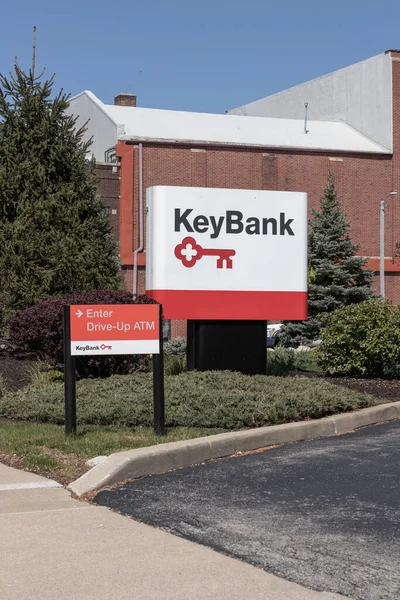 Βαρσοβία Περίπου Μάιος 2023 Υποκατάστημα Καταναλωτών Keybank Keybank Είναι Κύρια — Φωτογραφία Αρχείου