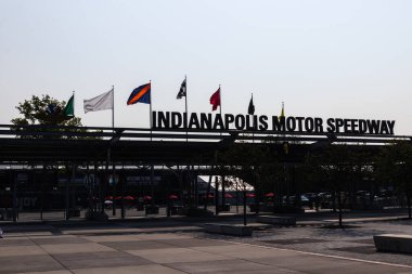 Indianapolis - Mayıs 2023 dolaylarında Indianapolis Motor Yarış Pisti 1 girişi. Indy 500 ve Brickyard 'a ev sahipliği yapan IMS, Dünya Yarış Başkenti..