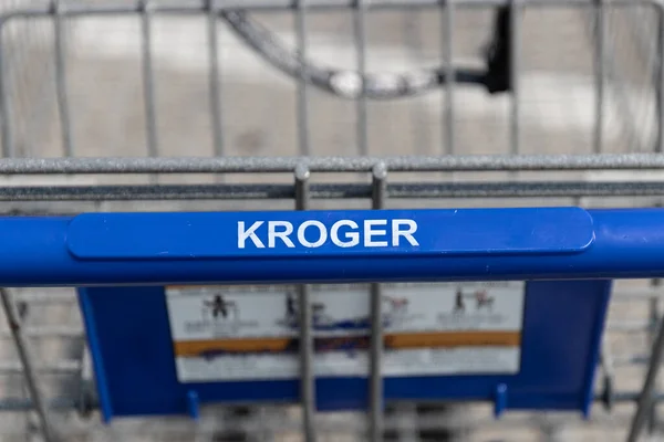 Indianápolis Circa Mayo 2023 Kroger Carritos Supermercado Kroger Una Las — Foto de Stock