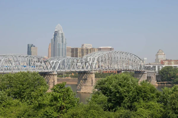 Cincinnati Juni 2023 Cincinnati Downtown Skyline Inclusief Great American First — Stockfoto