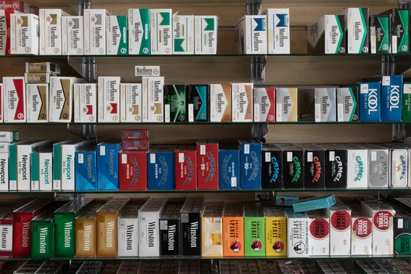 Lafayette Giugno 2023 Esposizione Sigarette Negozio Fumo Fda Sta Sviluppando — Foto Stock