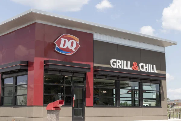 Gas City July 2023 Dairy Queen Restaurant Subsidiary Berkshire Hathaway — Stock Photo, Image