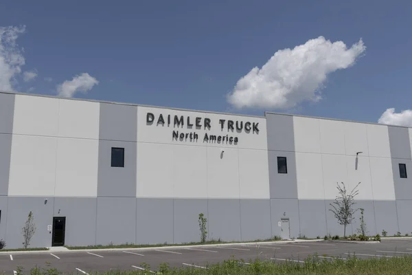 Whitestown Julio 2023 Daimler Truck North America Warehouse Daimler Trucks — Foto de Stock