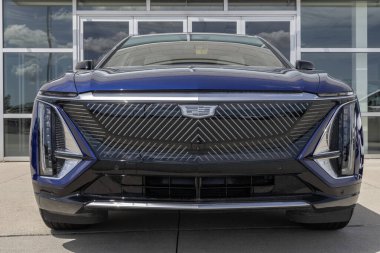Balıkçılar - 13 Ağustos 2023: Cadillac LYRIQ EV Elektrikli Araç Sergisi. Cadillac Tech, Luxury ve Sport modellerinde LYRIQ sunar.