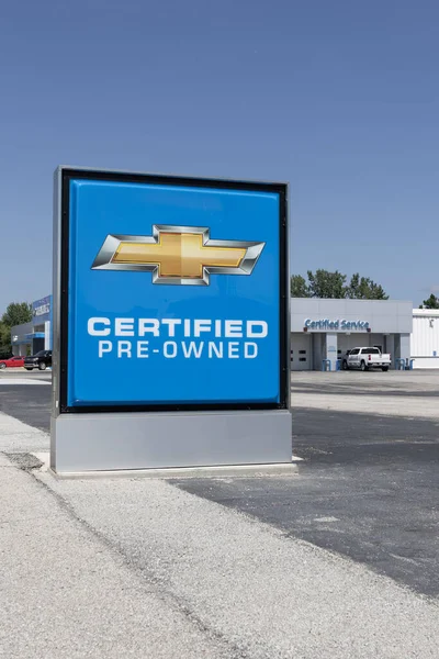 Kokomo Agustus 2023 Chevrolet Certified Pre Owned Sign Dealership Dengan — Stok Foto