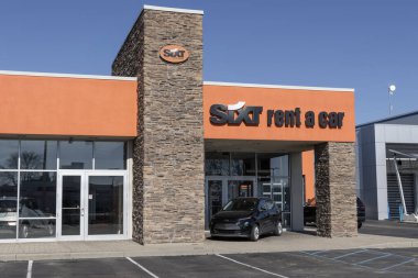 Indianapolis, 11 Şubat 2024, bir araba kiralama yeri. SIXT, çeşitli fiyat noktalarında çeşitli kiralık arabalar sunuyor.