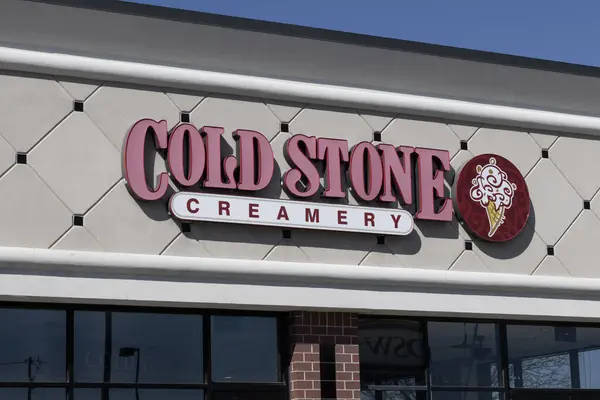 Greenwood March 2024 Cold Stone Creamery Ice Cream Parlor Location — Stock Photo, Image