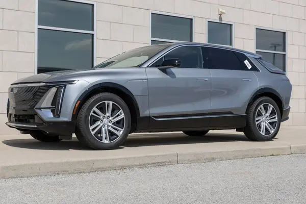 Balıkçılar - 28 Mart 2024: Cadillac LYRIQ EV Elektrikli Araç Sergisi. Cadillac, Tech, Luxury ve Sport modellerinde LYRIQ sunar. MY:2024