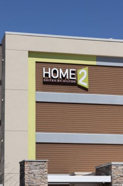 Indianapolis - 13 Nisan 2024: Home2 Suites by Hilton. Home2 Suites, Hilton Dünya çapında otel, tatil köyü ve konaklama yerlerinin bir parçasıdır..