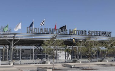 Indianapolis - 13 Nisan 2024 Indianapolis Motor Yarış Pisti 1 girişi. Indy 500 ve Brickyard 'a ev sahipliği yapan IMS, Dünya Yarış Başkenti..