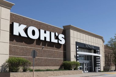 Indianapolis - 13 Nisan 2024: Kohl 'un zincir mağazası. Kohl, kozmetik devi Sephora ile iş yapmak için ortak oldu..
