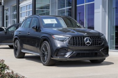 Indianapolis - 14 Nisan 2024 Mercedes Benz AMG GLE 43 SUV ekran. Mercedes 3.0L V6 biturbo motorlu AMG GLE 43 sunuyor. MY:2024
