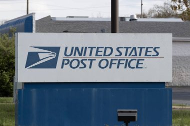 Springboro - 21 Nisan 2024: USPS Postane konumu. USPS posta dağıtımı ve posta hizmeti sağlamaktan sorumludur..
