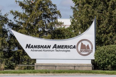 Lafayette - 25 Nisan 2024: Nanshan Amerika Alüminyum Ekstrüzyon Tesisi. Nanshan Amerika otomotiv endüstrisi için alüminyum ekstrüzyon üretiyor.
