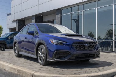 Lafayette - 25 Nisan 2024: Subaru WRX bir galeride sergileniyor. Subaru WRX 'i Üs, Premium, Limited ve GT modellerinde sunar. MY:2024