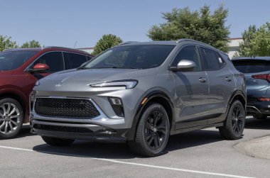 Carmel - 30 Mayıs 2024: Buick Encore GX Sport SUV sergisi. Buick, Tercihli, Spor Turu ve Avenir modellerini sunar. MY:2024