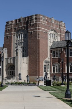 Batı Lafayette - 11 Haziran 2024: Purdue Üniversitesi Anma ve Karşılama Merkezi. Purdue, atletizm takımlarının Boilermakers olduğu bir üniversite..