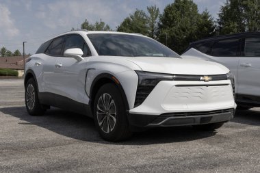 Avon - 16 Haziran 2024: Chevrolet Blazer Electric LT bir galeride sergileniyor. Chevy Blazer EV 'ye bir Ultium 85 kWsaat pil teklif ediyor. MY:2024