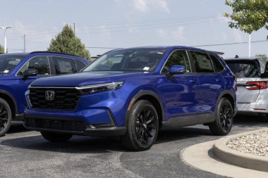 Avon - 16 Haziran 2024: Honda CR-V EX-L ekran. Honda CR-V 'ye 190HP 1.5L Turboşarjlı 4 silindirli motor sunar. MY:2024