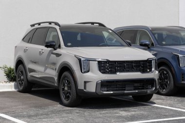 Avon - 16 Haziran 2024: Kia Sorento X-Pro bir galeride sergileniyor. Kia, Sorento 'ya 2.5L Turboşarjlı motor sunuyor. MY:2024