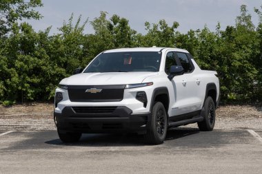 Plainfield - 16 Haziran 2024 Chevrolet Silverado EV Electric Truck sergisi. Chevy, RST, 3WT, 4WT ve Trail Boss modellerinde Silverado EV sunar. MY:2024