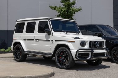 Indianapolis - 7 Temmuz 2024: Kullanılmış Mercedes-Benz G63 AMG ekran. Fiyatlandırma endişesiyle Mercedes, talebi karşılamak için kontörlü araba satıyor. MY:2021