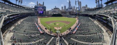 Detroit - 13 Temmuz 2024: Comerica Park Panorama, Detroit Tigers 'ın evi. Comerica Park 2000 yılında Tiger Stadyumu 'nun yerini aldı.