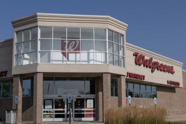 Niles, 22 Ağustos 2024 'te Walgreens Eczanesi' nde. Walgreens, ABD 'deki en büyük ikinci eczane zinciri olarak faaliyet göstermektedir..