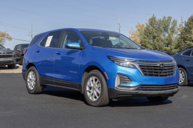 Avon - 27 Ekim 2024: kullanılmış Chevrolet Ekinoks sergisi. Fiyatlandırma endişesiyle, Chevy talebi karşılamak için kontörlü araba satıyor. MY:2024