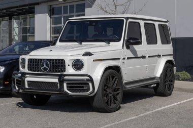 Indianapolis - 26 Mart 2025 Mercedes-Benz G-Sınıfı G 63 S AMG lüks SUV sergisi. Mercedes, G63 'e 4.0L Biturbo V8 motor sunuyor. MY:2021