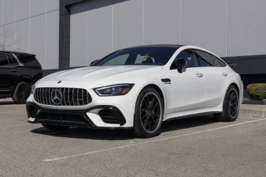 Indianapolis - 26 Mart 2025 Mercedes-Benz AMG GT 63 S sergisi. Mercedes GT63 'e 4.0L Biturbo V8 motor sunuyor. MY:2021