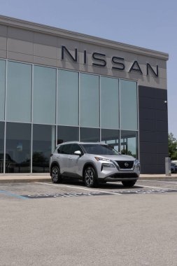 Balıkçılar - 1 Haziran 2025: Nissan Rogue sergisi kullanıldı. Fiyatlandırma endişeleriyle, Nissan talebi karşılamak için kullanılmış araba alıp satıyor. Benim: 2023