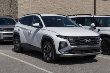 Avon - 22 Haziran 2025: Hyundai Tucson SEL AWD SUV bir bayilikte. Hyundai, Tucson 'a 2.5L 4 silindirli Smartstream motor sunuyor. MY:2025